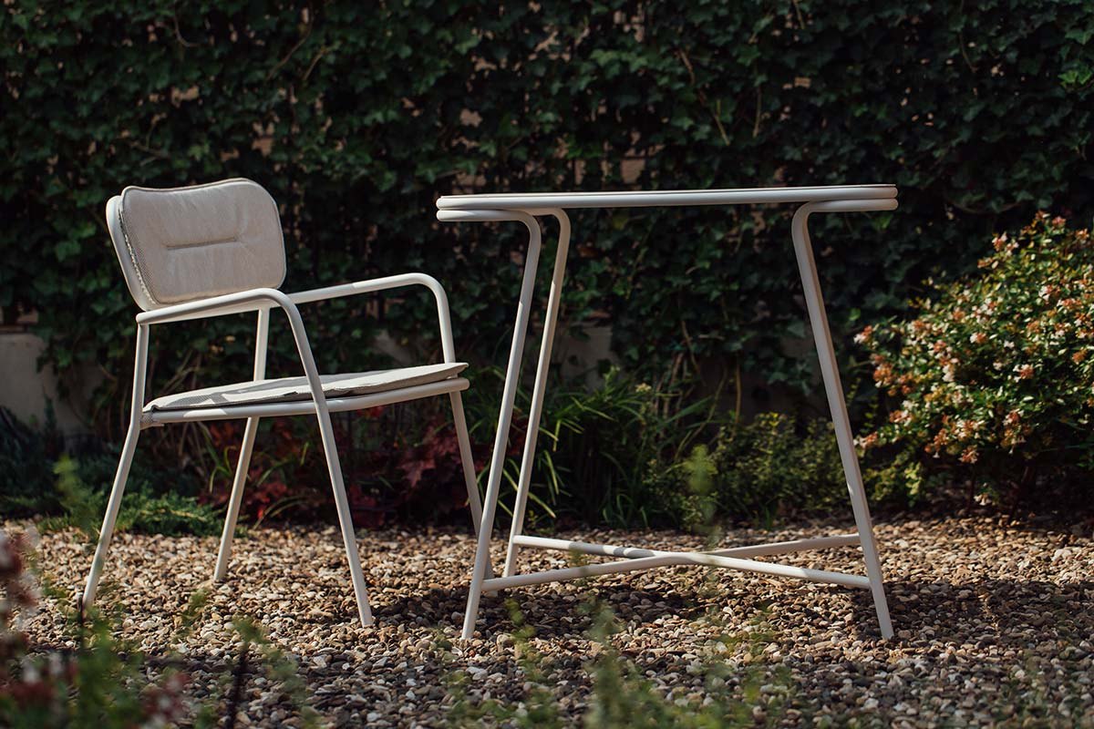 Totem chairs on a terrace